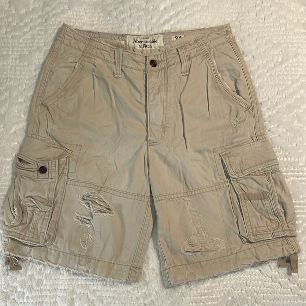 Abercrombie & Fitch cargo shorts